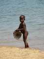 Click to see kindje-aan-lake-malawi.html