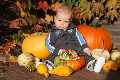 Click to see nicks-eerste-herfst-deel-2-pumpkin-boy.html