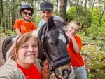 Voor een onvergetelijke ponyvakantie met kinderen zit je goed bij vakantiepark Ommerland, net buiten de Hanzestad Ommen in het schilderachtige Vechtdal. 