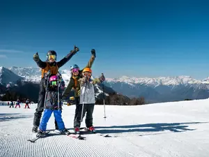 Het Kindvriendelijk Skigebied Nendaz in Zwitserland, heeft toffe pistes voor kinderen. Lees hier wat de 5 leukste pistes zijn volgens de kinderen van Simone.