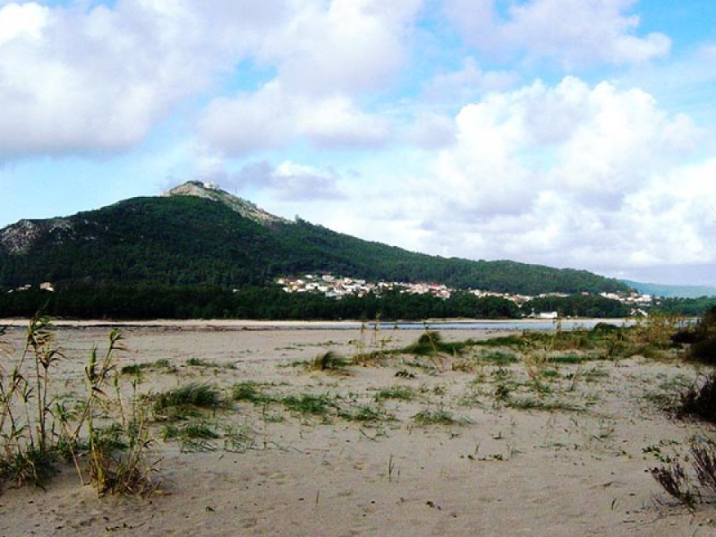 Camping Caminha ligt aan een prachtig lagune die de grens tussen Spanje en Noord Portugal vormt.