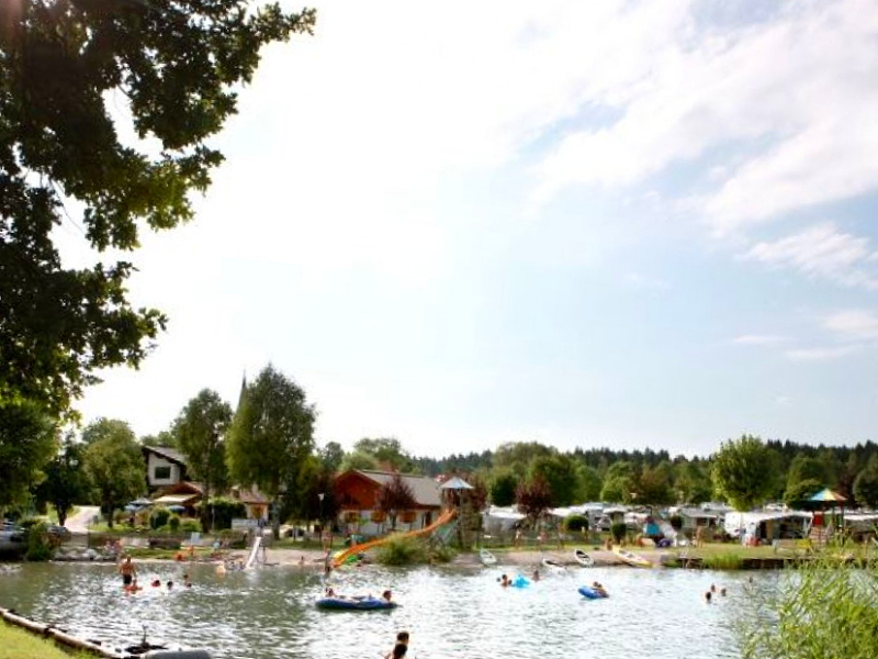 De kindvriendelijke camping Poglitsch in Karinthië biedt veel waterpret voor de kids