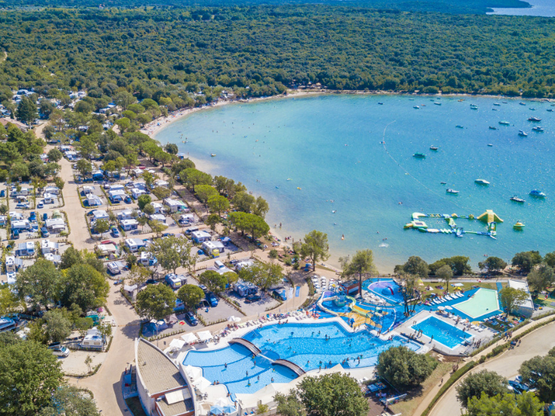 Eindeloos waterpret voor peuters op camping Vestar in Kroatië