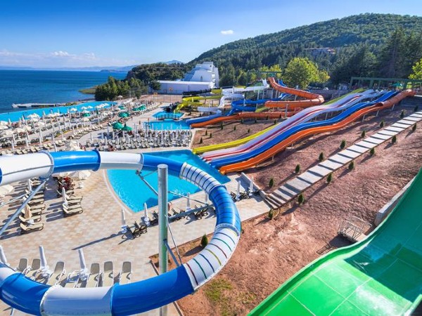 Het Aquapark bij Hotel Izgrev