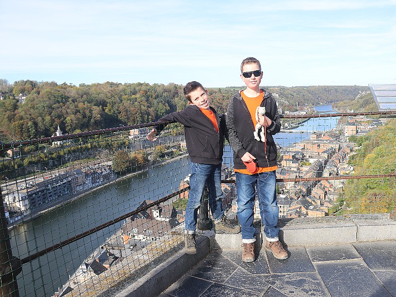 Dinant is een leuke stad om te bezoeken met kinderen. Ook als je kids niet zo van de stadsbezoekjes zijn. Met deze hoogtepunten heb je een geweldige dag!