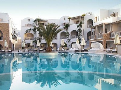 Het zwembad van Aegean Plaza