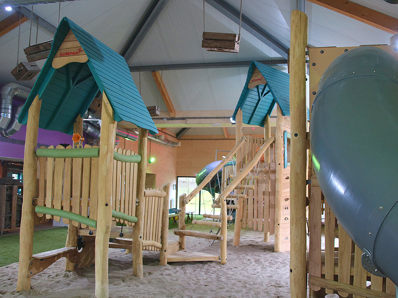 De vernieuwde indoor speeltuin van Landal Het Land van Bartje