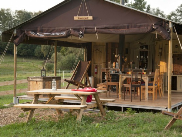 De nostalgische glamping tent van Boerenbed