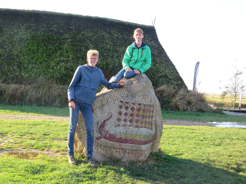 Bork Vikingehavn toen de jongens 16 en 17 jaar oud waren