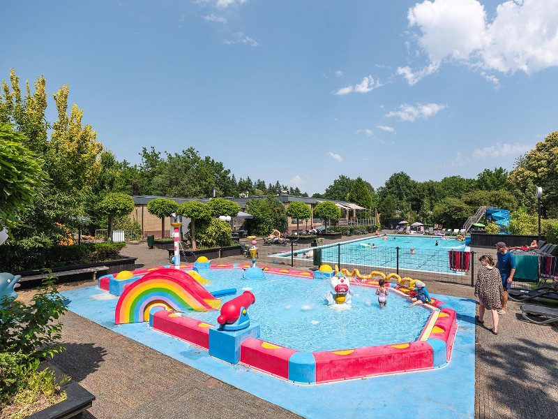 Leuk buitenbad bij de Bosgraaf