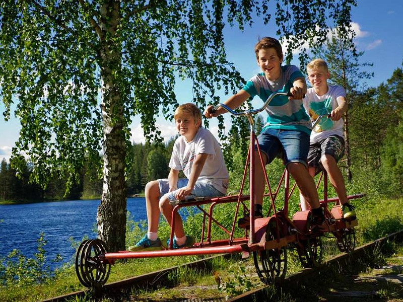 Op de railbike door de Zweedse natuur