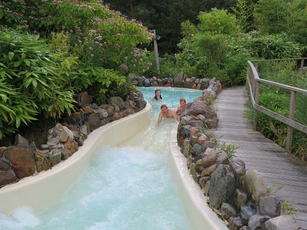 Wildwaterbaan bij vakantiepark de Eemhof in Flevoland