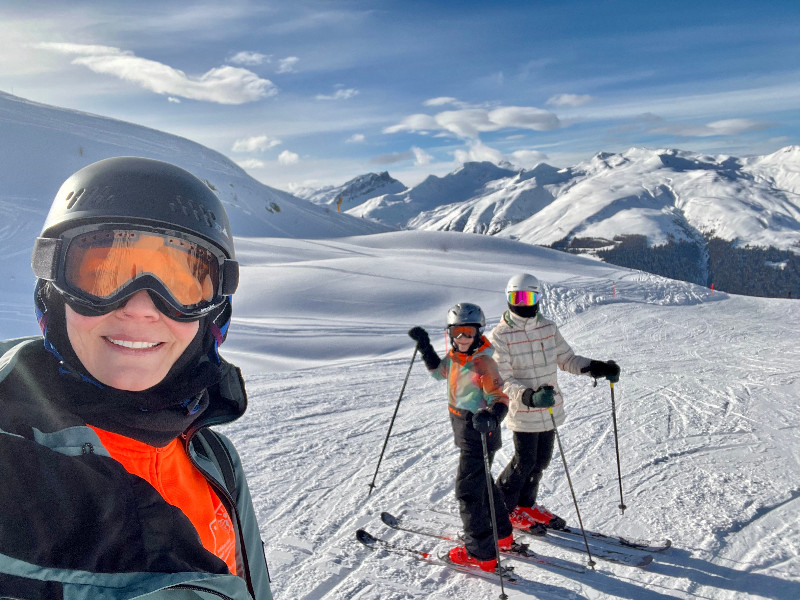 kindvriendelijk skigebied davos. Hier ligt altijd sneeuw en is het goed ingesteld op families. Daarnaast zijn er veel leuke activiteiten te doen.