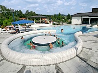 Zwembad bij Vakantiepark Arber