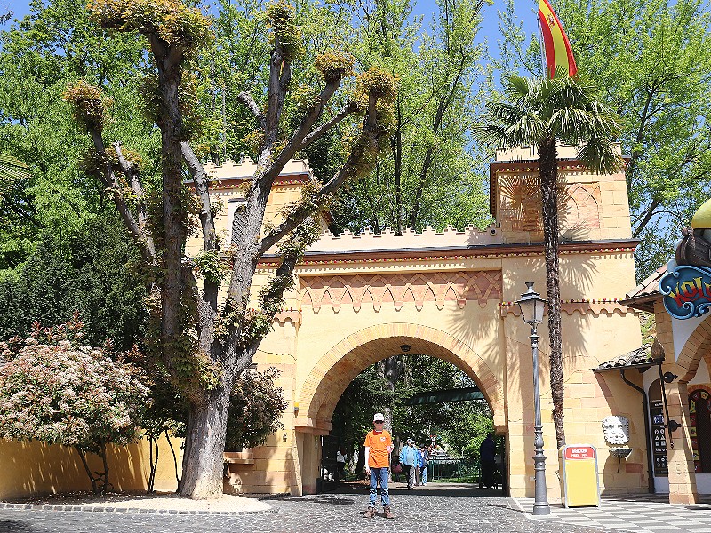Een Moorse poort in Spanje