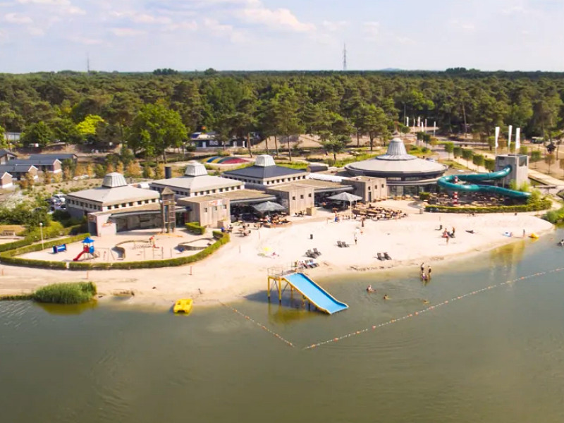 Het strandje bij EuroParcs Zilverstrand