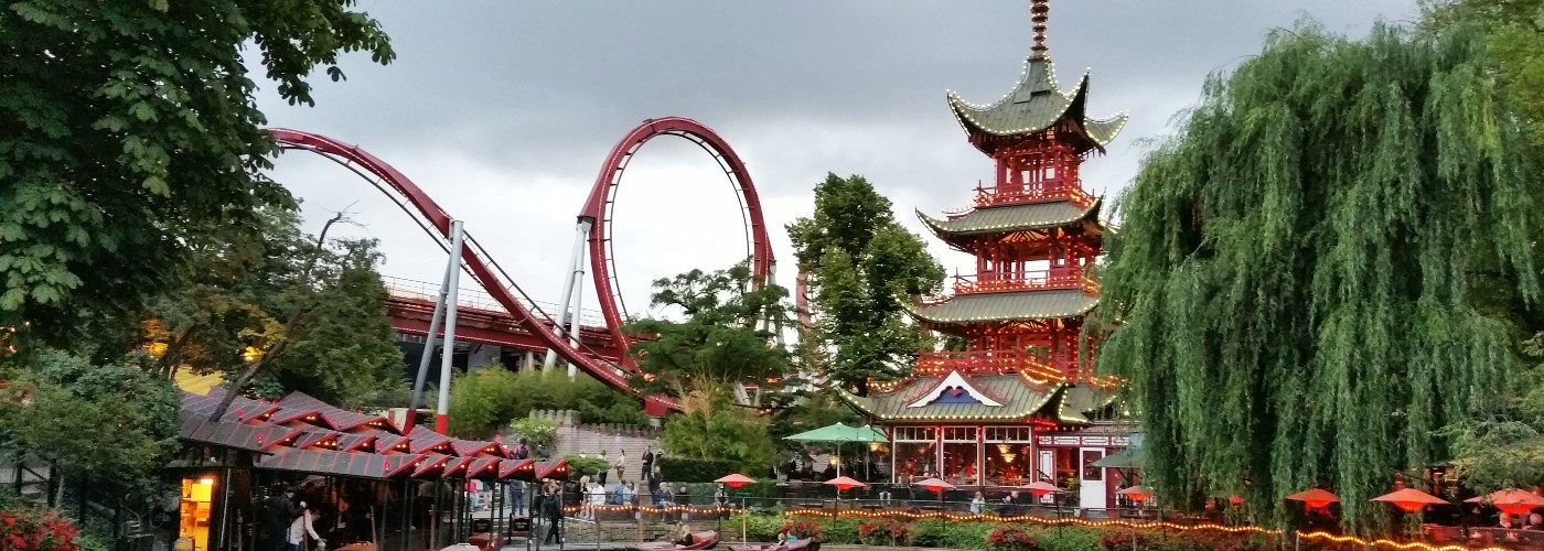 Tivoli Park In Kopenhagen Stadspark Compleet Met Pretpark