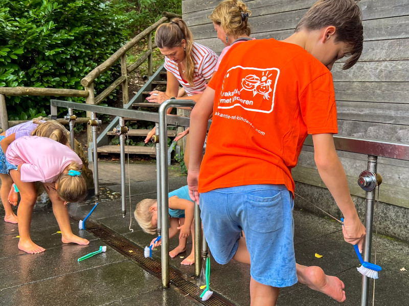 Je kan je voeten schoon spoelen na de wandeling