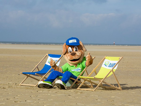 Mascotte op het strand