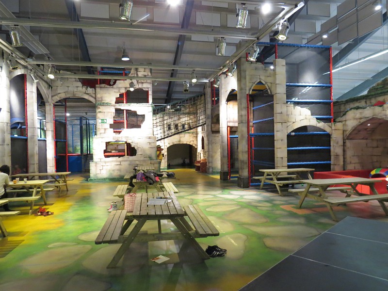 indoor speelplaats in kasteel thema
