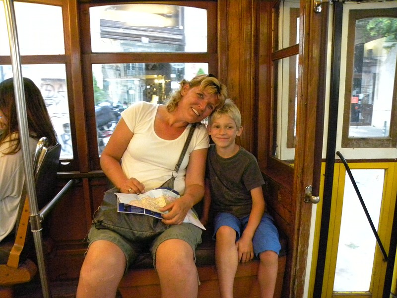 Samen in de tram
