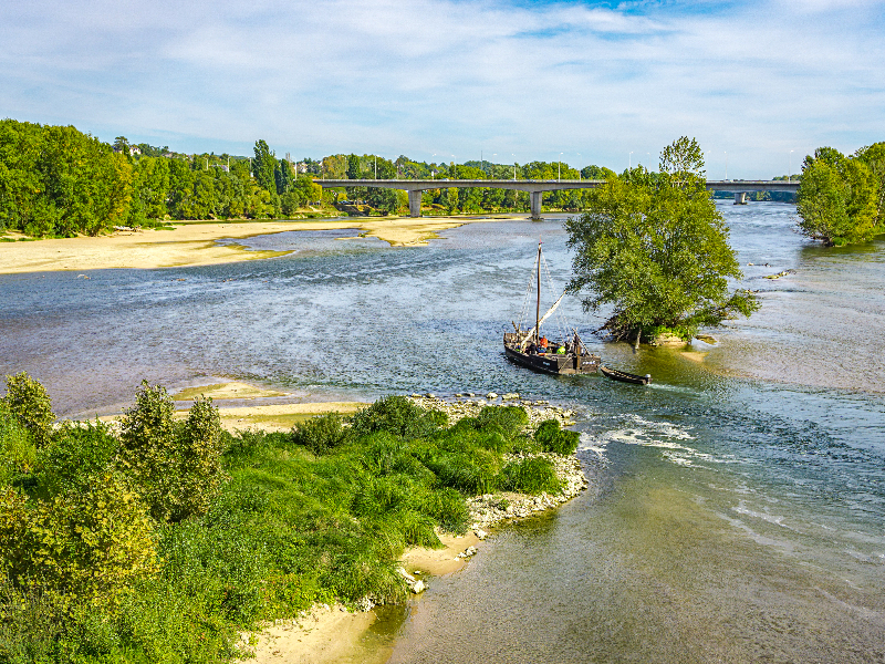 De Loire rivier stroomt door de ghele regio en biedt tal van wateractiviteiten die leuk zijn voor kinderen en hun ouders.