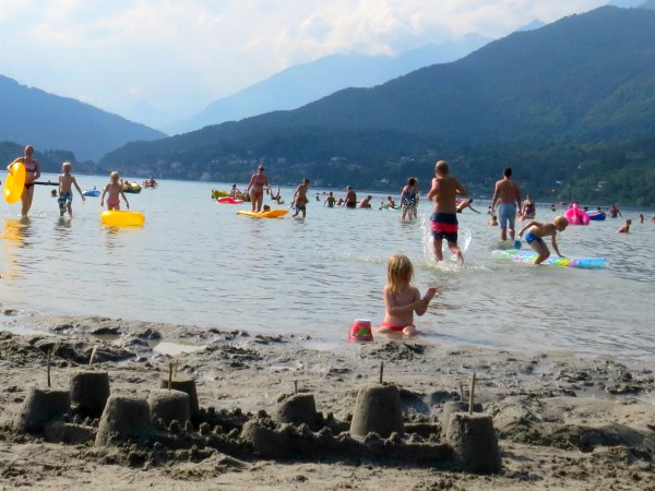Aan de meren in Italië kan je een heerlijke gezinsvakantie beleven. Naast het Gardameer is er nog veel meer keuze. Kijk eens naar deze mooie plekjes.