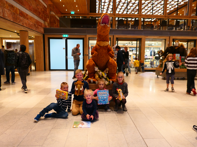 Beleef de natuur en ga op ontdekking bij het Naturalis museum in Leiden. Net als Freek Vonk gaan de kinderen op ontdekking en leren ze veel over de natuur