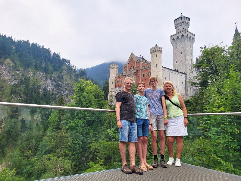 Met ons gezin bij Schloss Neuschwanstein