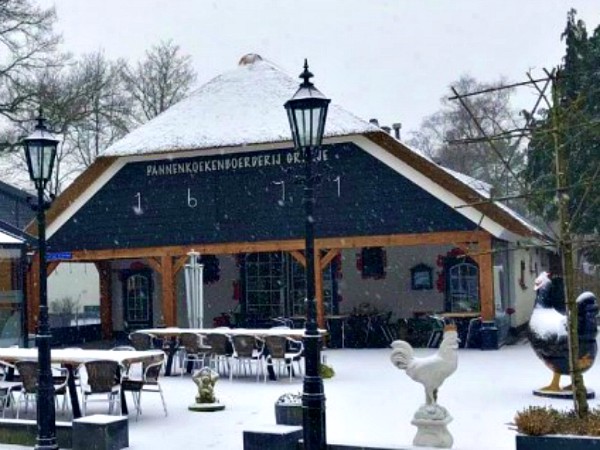 Restaurant in de sneeuw
