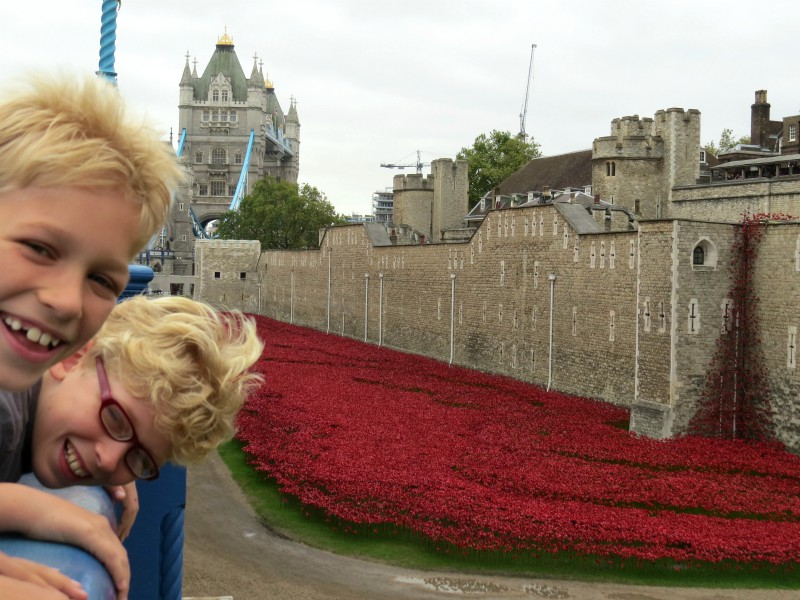De poppies, nep-klaprozen, bij de Londen Tower
