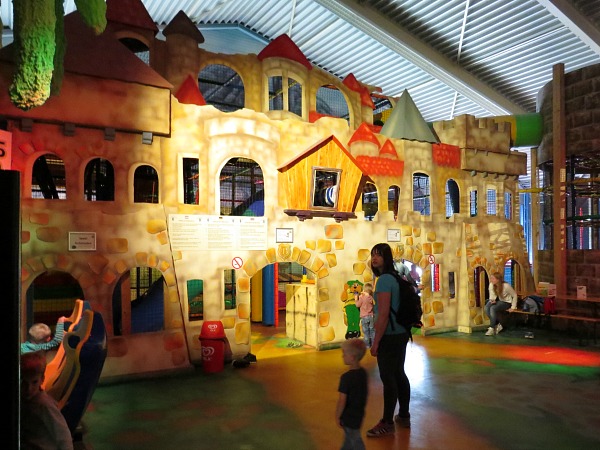 Indoor speeltuin in kasteel thema bij Landal Rabbit Hill