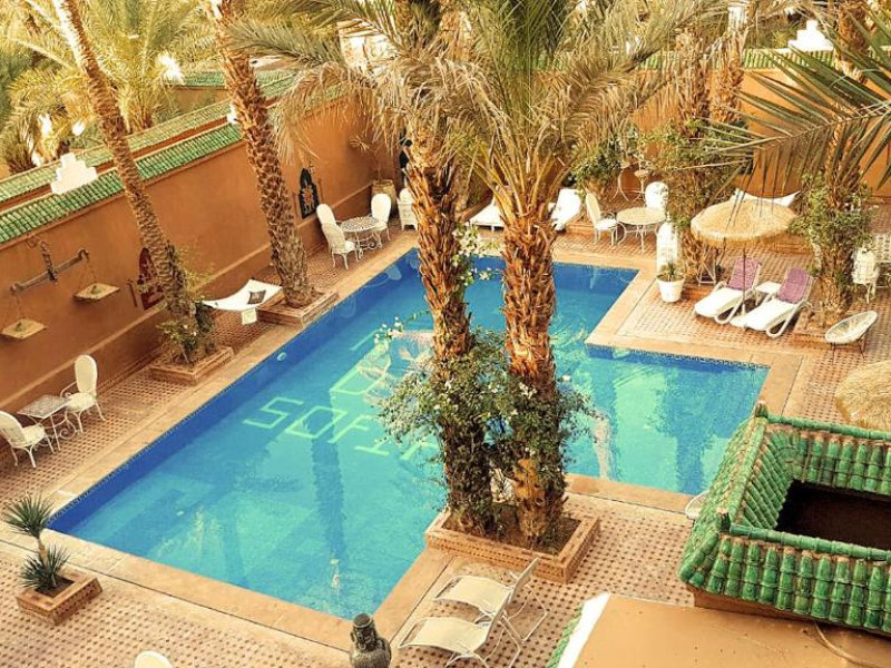Het zwembad van Riad Dar Sofian