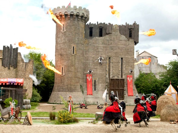 De Riddershow bij Puy du Fou