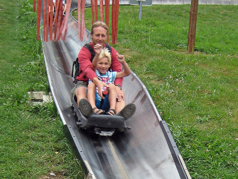 rodelen-lipno-800.jpg