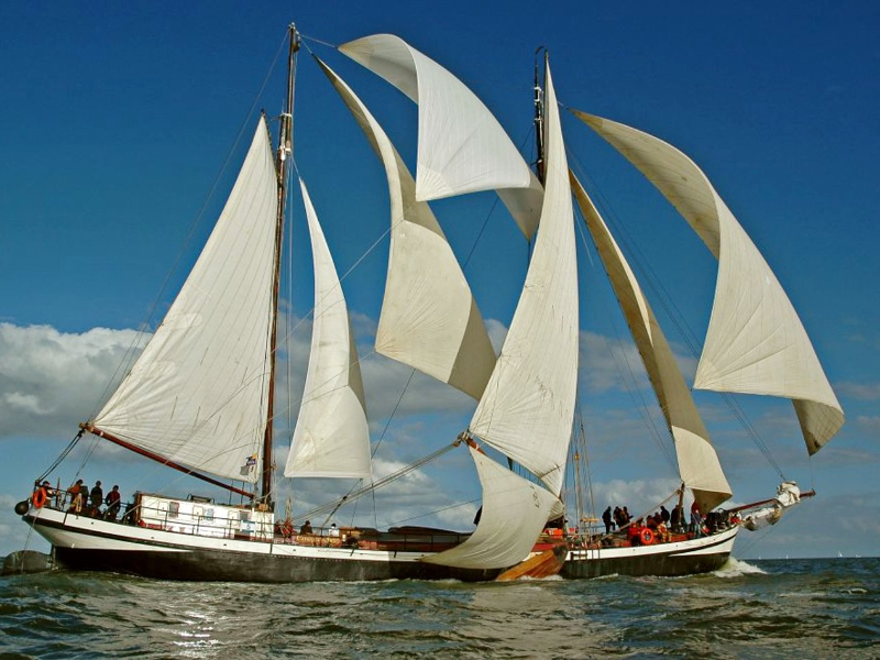 Vaar mee met het hele gezin op een van de schitterende zeilschepen van Sailing2gether.nl!