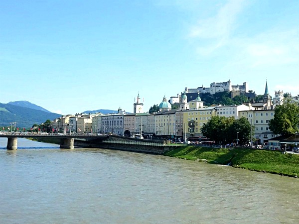 Salzburg met de Middeleeuwse vesting Hohensalzburg