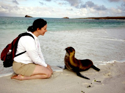 Ontmoeting met een zeeleeuw pup op de Galapagos