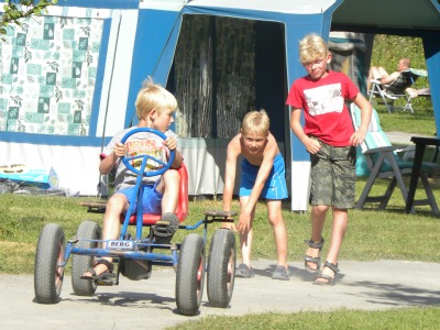 Skelteren op camping Na Venkove