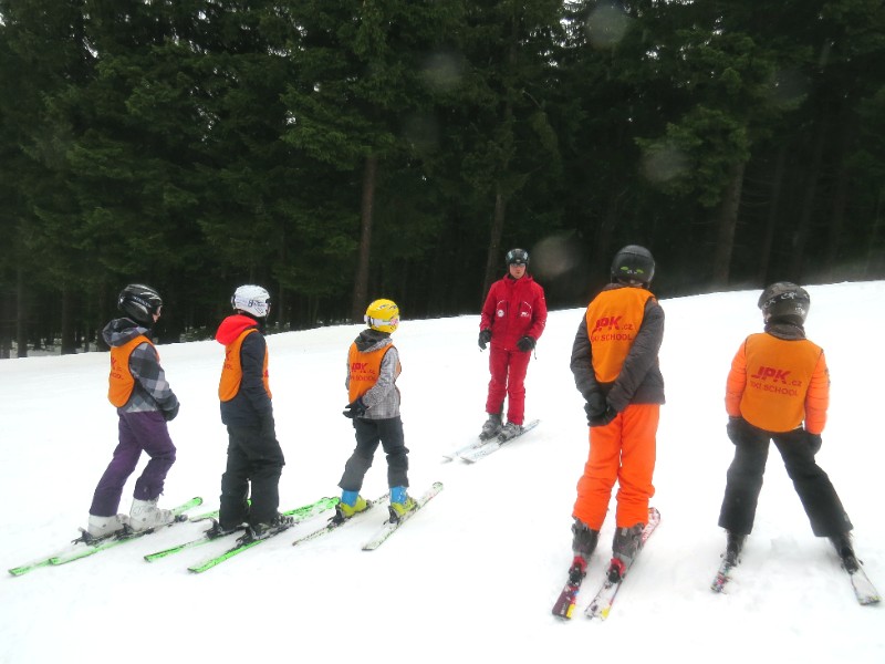 Instructies van skileraar David van JPK skischool
