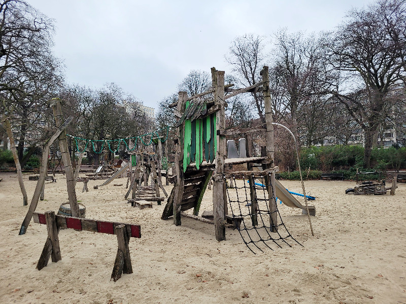 Speeltuin in het Stadspark van Antwerpen