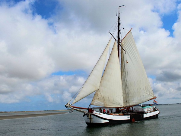 Piratentocht op de Waddenzee met zeilschip de Spes Mea