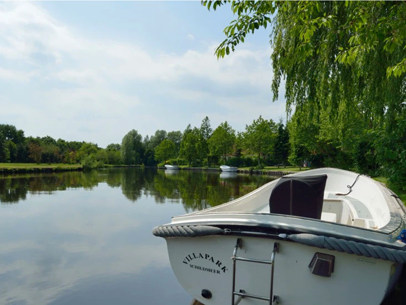 Bootje bij Villapark Schildmeer