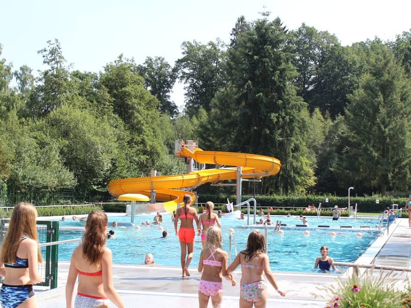 Camping Troisvierges zwembad