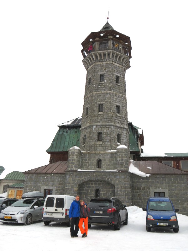 De uitkijktoren van Klinovec