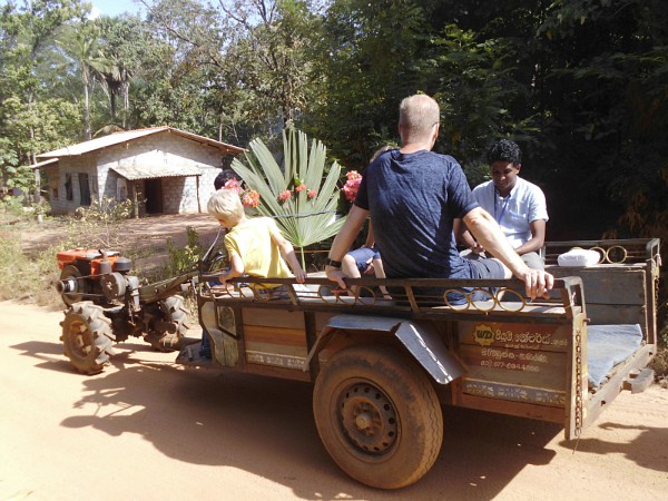 Op een bijzondere manier reis je door Sri Lanka