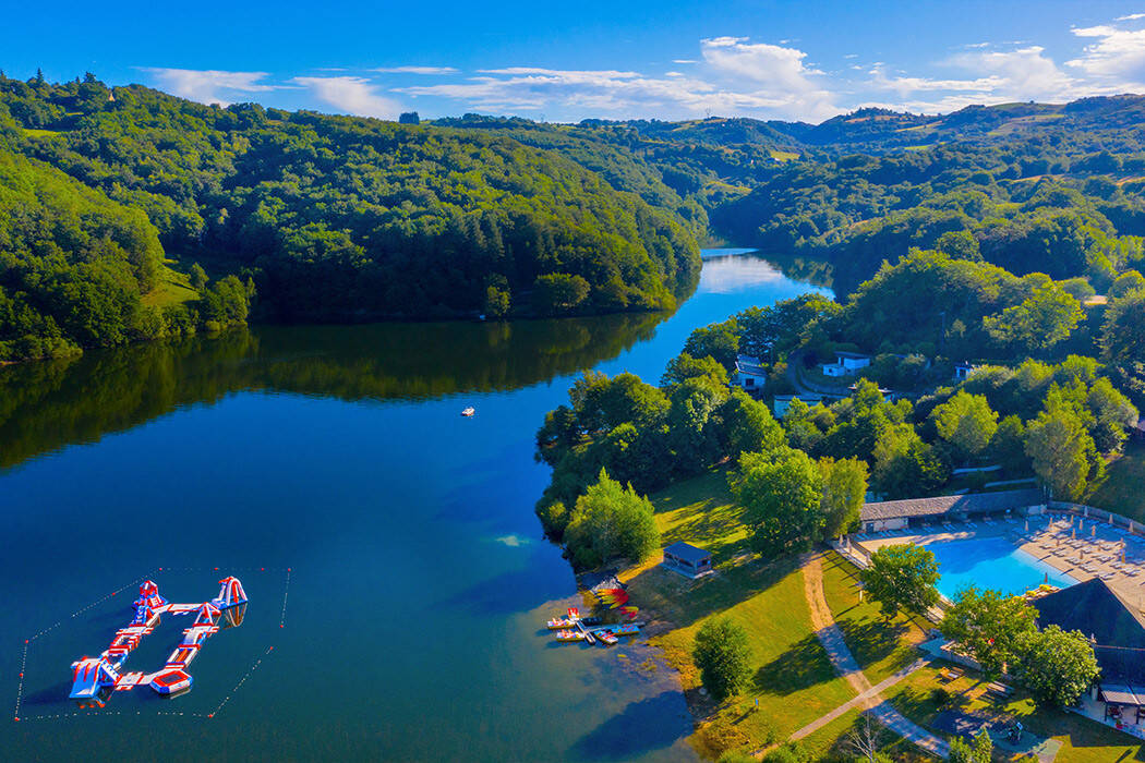 Camping domaine-des-tours aan het water