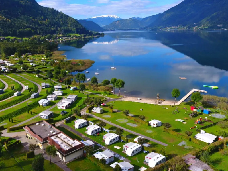 Camping aan de Ossiacher See in Karinthië, Oostenrijk