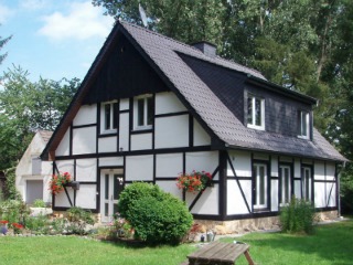 Je verblijft bijvoorbeeld in een appartement in deze mooie vakwerkboerderij