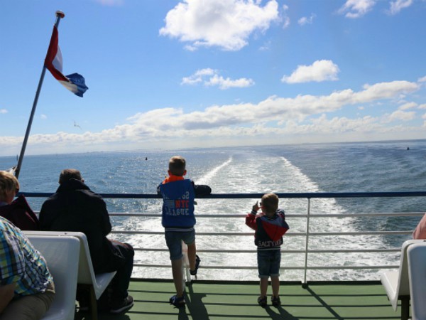 Wil je naar de Waddeneilanden met kinderen? Lees hier welk waddeneiland het best past bij jullie gezin. Wil je veel te doen hebben of ga je voor rust en natuur?